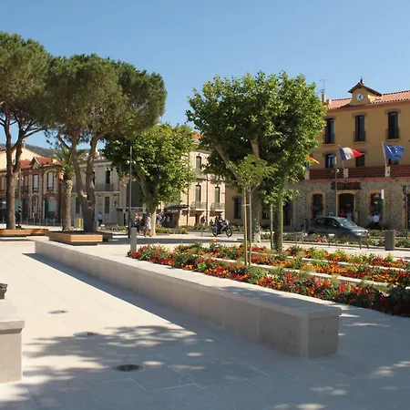 Duplex A Banyuls-sur-mer, 4 Couchages, Et Commerces A Proximite - Fr-1-225c-141 *
